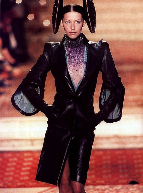 mcqueen for givenchy 1990|alexander mcqueen life story.